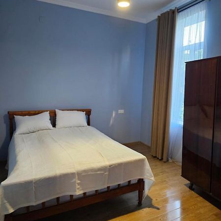 Guest House Mtani Near Colchis Fountain Kutaisi Exteriör bild